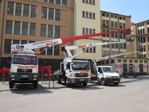 pronájem vysokozdvižných plošin Brno