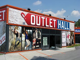 Outlet-CB-4.jpg